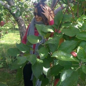 Meet your Posher, Hasna